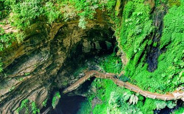 龙水峡地缝景区